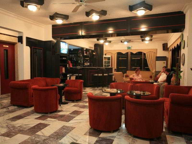 Saturn Hotel Kusadasi Exterior photo