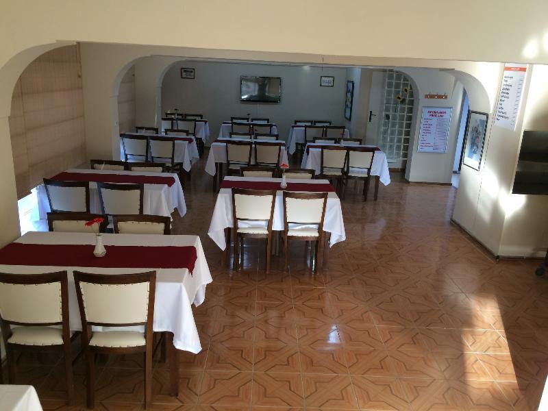 Saturn Hotel Kusadasi Exterior photo