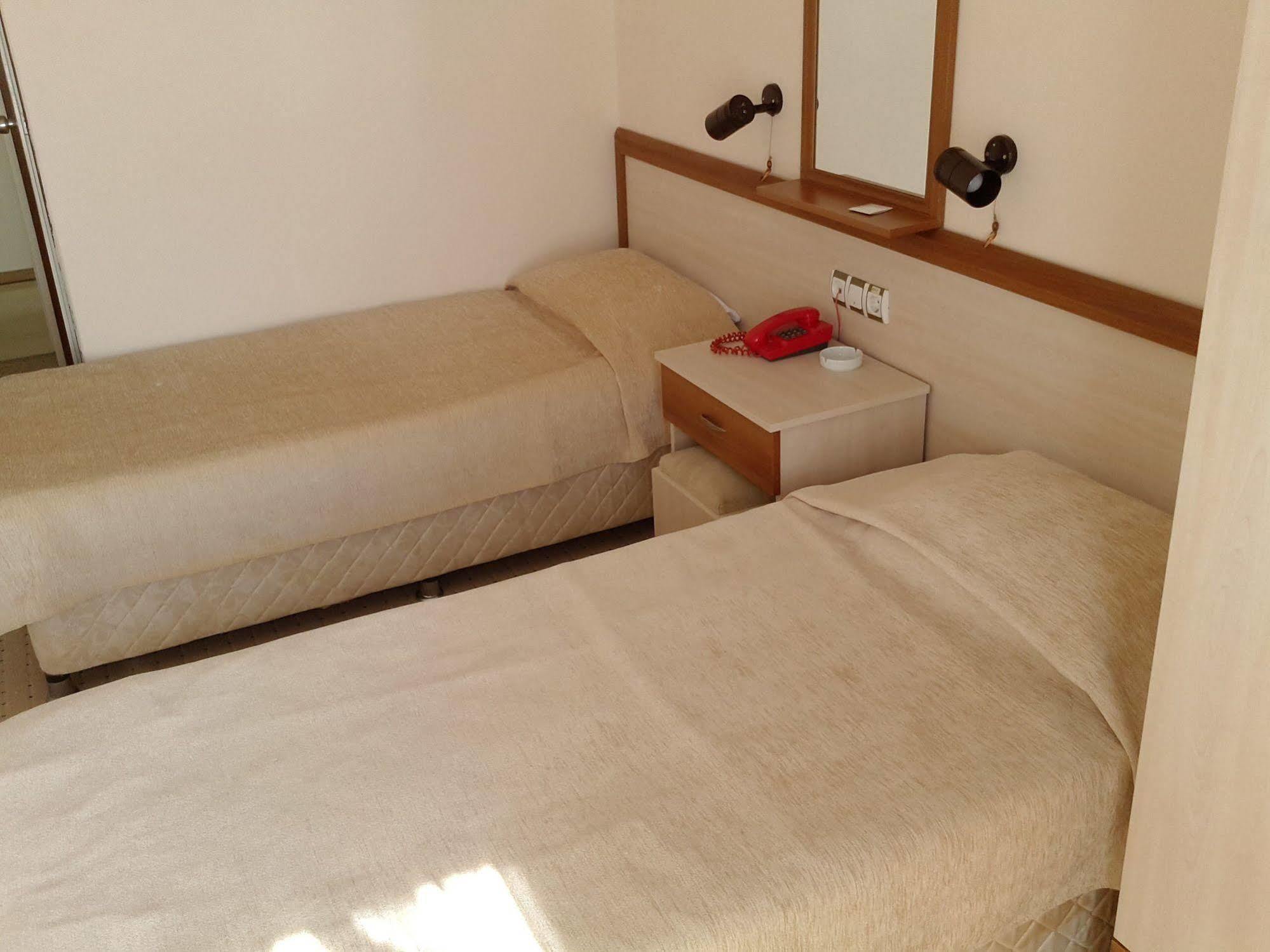 Saturn Hotel Kusadasi Exterior photo