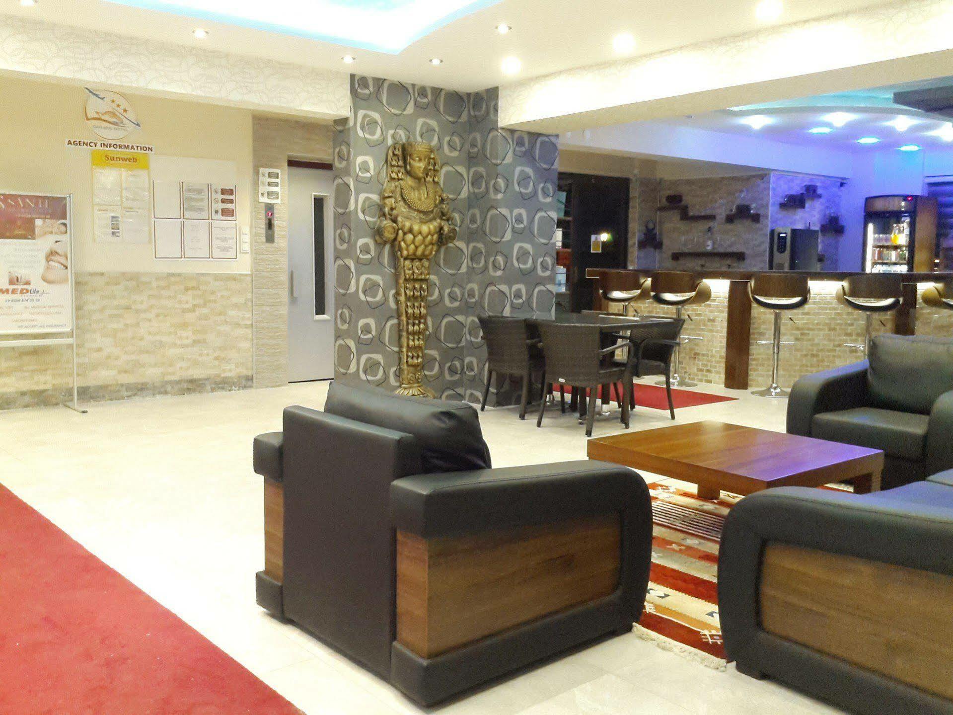 Saturn Hotel Kusadasi Exterior photo
