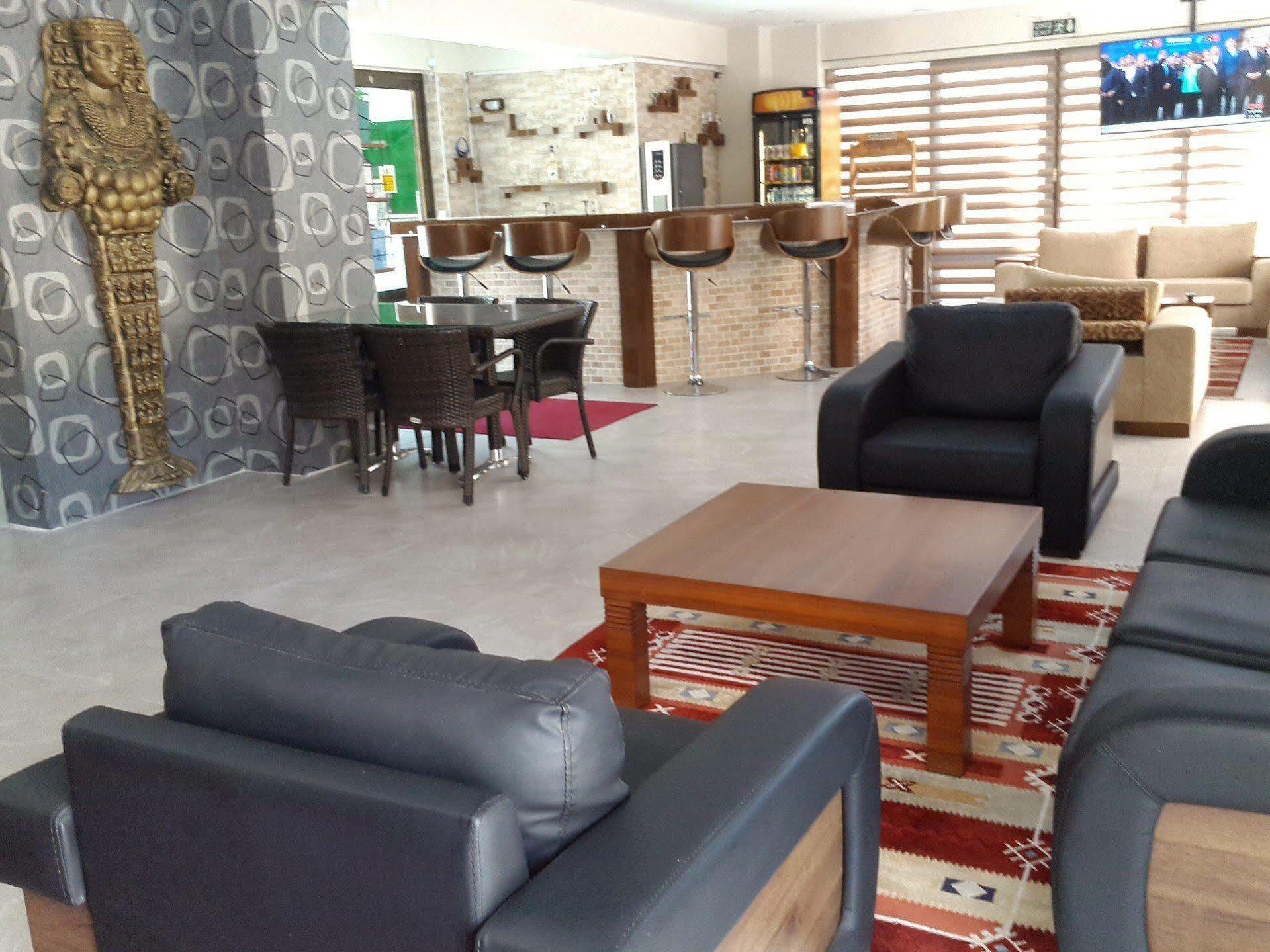 Saturn Hotel Kusadasi Exterior photo